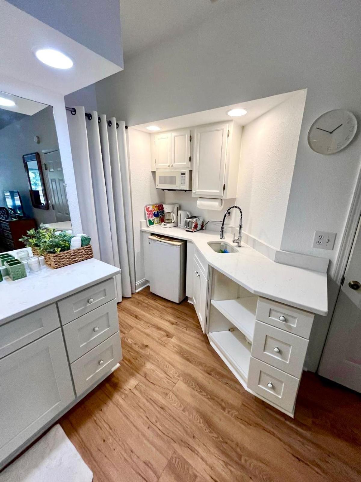 Beautiful Newly Remodeled Mini Suite At Sea Trail Resort Сансет-Бич Экстерьер фото